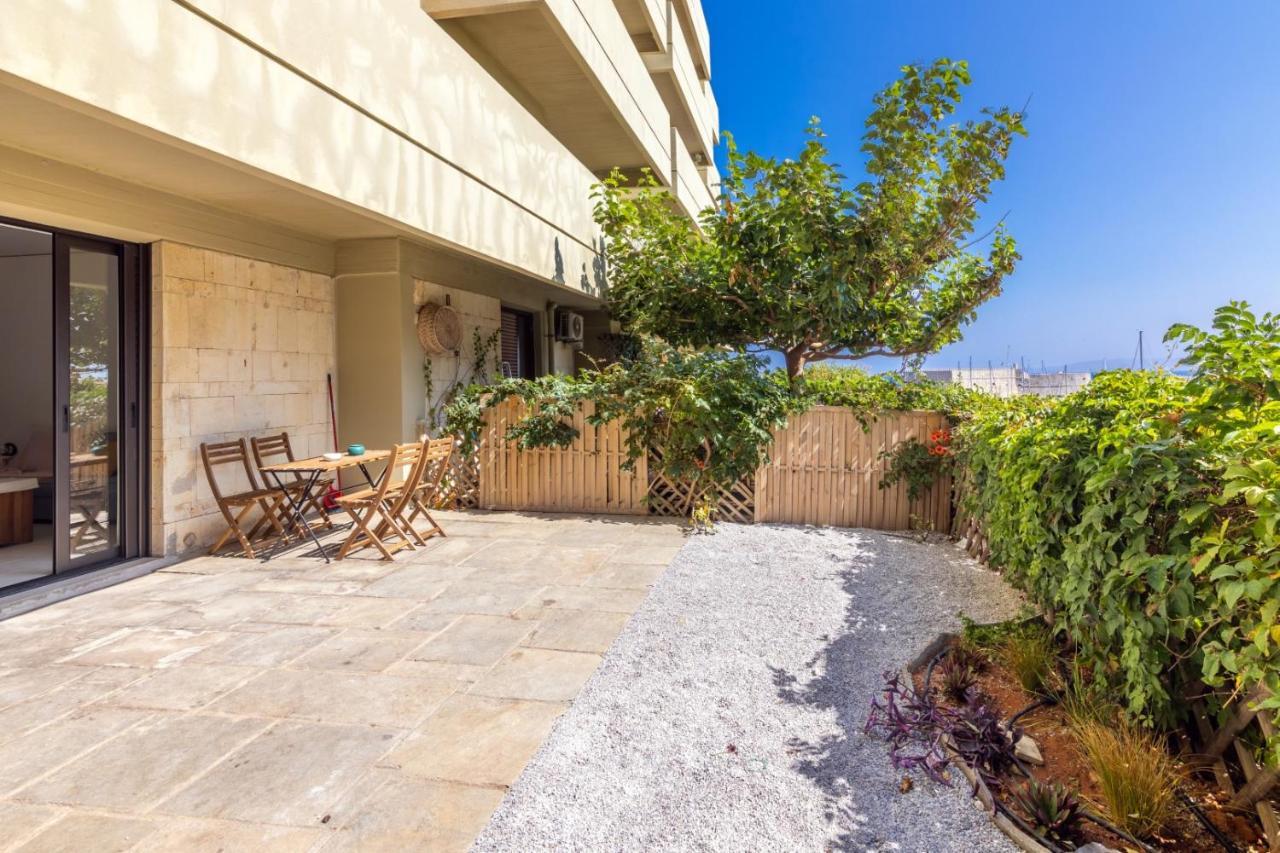 Apartamento City Center With Free Parking And Port Side View Heraclión Exterior foto
