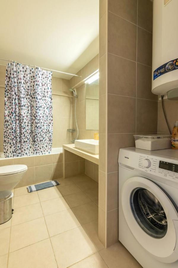 Apartamento City Center With Free Parking And Port Side View Heraclión Exterior foto