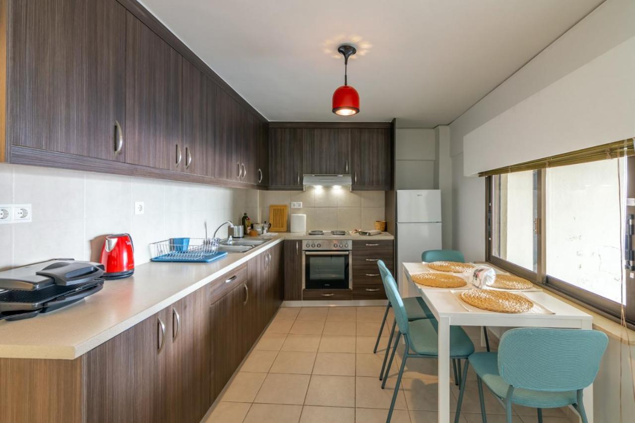 Apartamento City Center With Free Parking And Port Side View Heraclión Exterior foto
